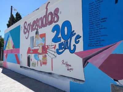 Zapala: en un acto presencial, alumnos egresados de la Escuela 257 inauguraron un mural