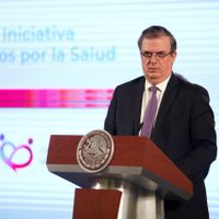 Ebrard rechaza presiones de EU para reactivar actividades no esenciales