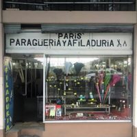 Por cobro de piso, la Paragüería París de la CDMX cierra tras 70 años de actividad