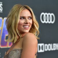 ¿Cremas y bótox? No: Scarlett Johansson tiene un mejor truco para rejuvenecer y nadie se daba cuenta