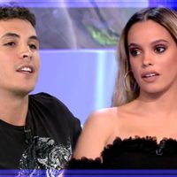 La más guapa: Gloria Camila, en un look de verano absoluto, le lleva la contra a Kiko Jiménez