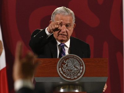 No hay elementos para anular la consulta, se tendría que repetir con cargo al INE: AMLO