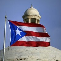 Hombres armados abren fuego y matan a dos niños en Puerto Rico; cuatro personas resultan heridas