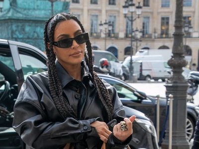 ¿Cómo hace? Kim Kardashian olvidó sus traumas y caminó con millones en las manos ¡qué soberbia!
