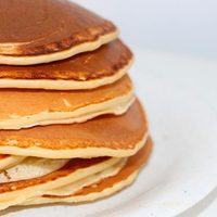 Si amás los desayunos americanos: hacé estas tortitas caseras súper fáciles y deliciosas en solo 25 minutos y con 3 ingredientes clave