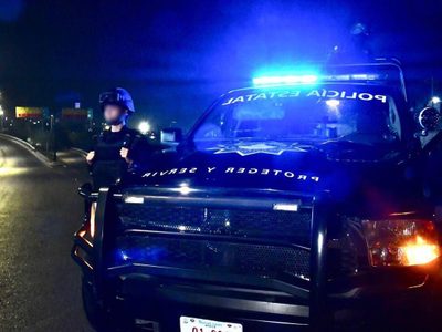 Balacera entre policías y civiles en baile callejero en Monterrey; hay al menos un muerto