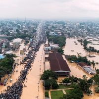 Fuertes lluvias inundan la capital del Congo y matan al menos a 22 personas