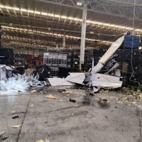 Avioneta se desploma dentro de instalaciones de empresa en Coahuila; hay dos lesionados
