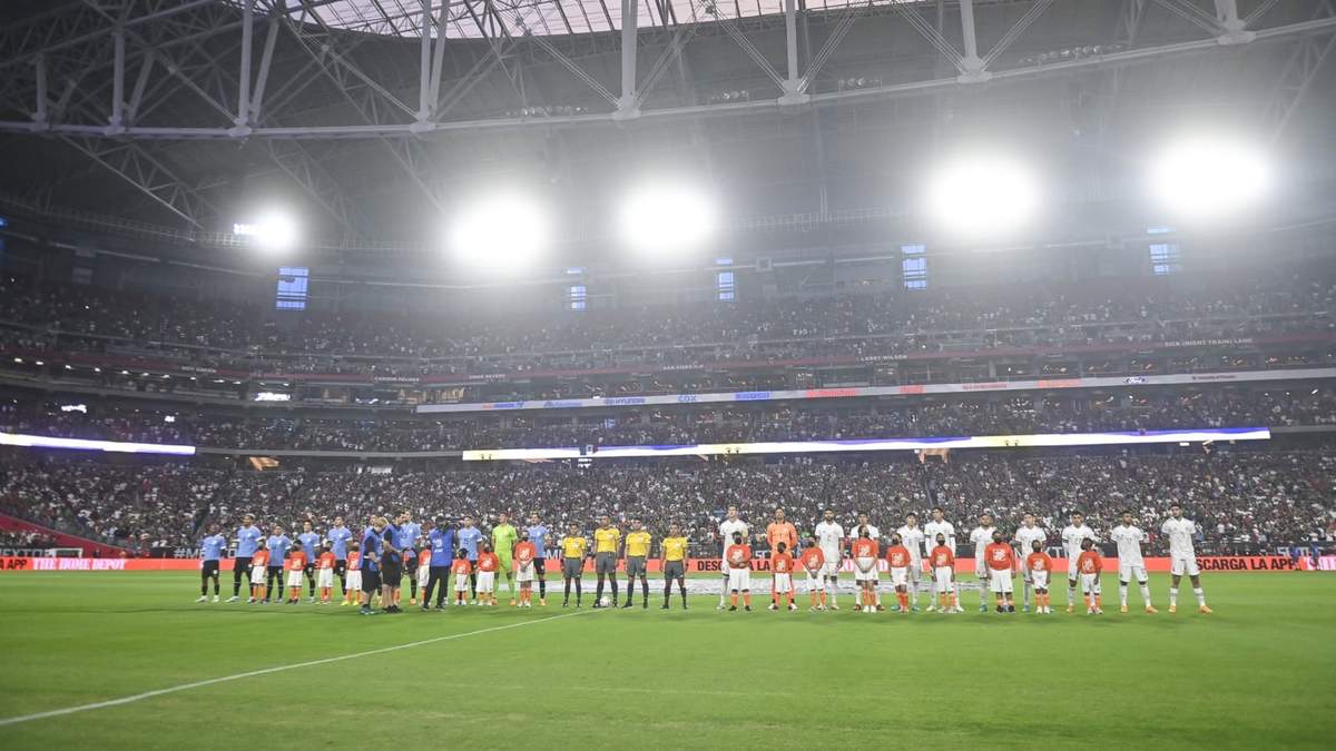 México perdió el partido amistoso ante Uruguay