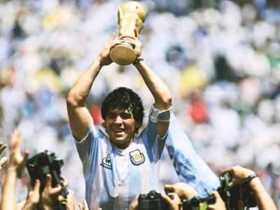 Importantes protagonistas del deporte se pronunciaron por la muerte de Diego Maradona