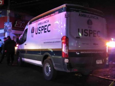 Hombres armados irrumpen en bar y rafaguean a clientes en Morelia; mueren dos