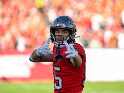 Los Buccaneers vencieron a los Saints 27-19 para asegurar la NFC Sur