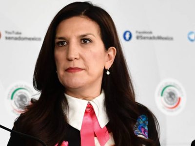 "No se sienten solos": Kenia López critica declaración de AMLO sobre el Metro... con foto de 2014