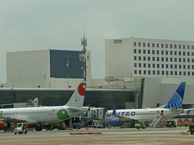 Violencia en Jalisco: van 56 vuelos cancelados y 35 demoras en el Aeropuerto de Guadalajara