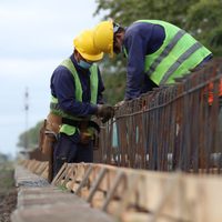 Antes de diciembre, el Gobierno intentará aprobar dos proyectos claves para la construcción