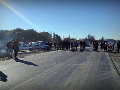 Piquete en ruta 7, a la altura de San Patricio del Chañar