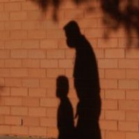 Cirujano acusado de violencia sexual contra cerca de 300 menores reconoce "gran mayoría de casos"