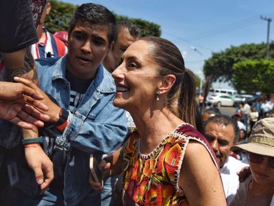 Frente Amplio por México parece "una tienda de disfraces": Sheinbaum