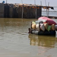 Más de mil 200 muertos por las inundaciones en Pakistán; esperan nuevas tormentas