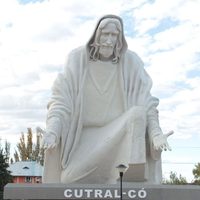 Realizaron cinco allanamientos en un barrio de Cutral Co por un enfrentamiento entre bandas