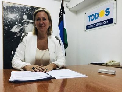 Tras el millonario embargo a Bariloche, Martini rompió el silencio