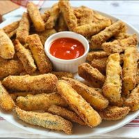 Palitos de zucchini: muy fáciles y con pocos ingredientes, una receta crocante y riquísima para cualquier momento
