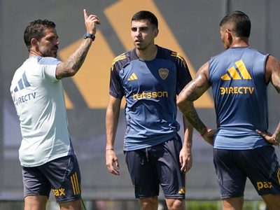 Fernando Gago festeja: Boca recupera tres jugadores para el debut ante Argentinos
