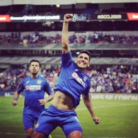 El gran gesto del futbolista argentino en Cruz Azul contra el coronavirus