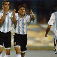 Una infancia sacrificada: de repartir leches a ser una leyenda de la Selección Argentina