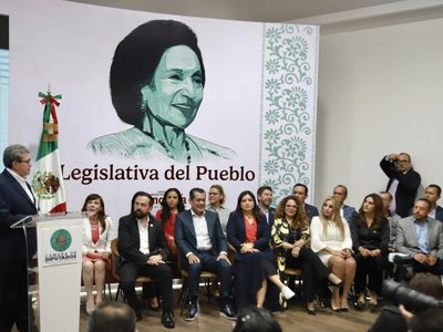 "La legislativa del pueblo": Morena estrena foro de prensa que costó 2 millones de pesos
