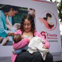 No hay pruebas firmes que la lactancia materna sea medio de contagio de covid-19: López-Gatell