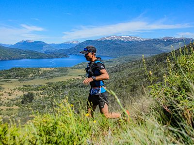 El trail sustentable del lago Lolog que deja su huella activa en los senderos y planta un árbol en zonas afectadas por incendios