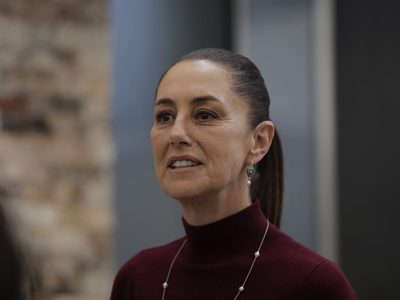 Sheinbaum interrumpe sus vacaciones para reiterar defensa a la reforma judicial