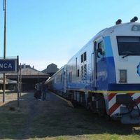 Con un estricto protocolo, vuelven a circular los trenes de larga distancia