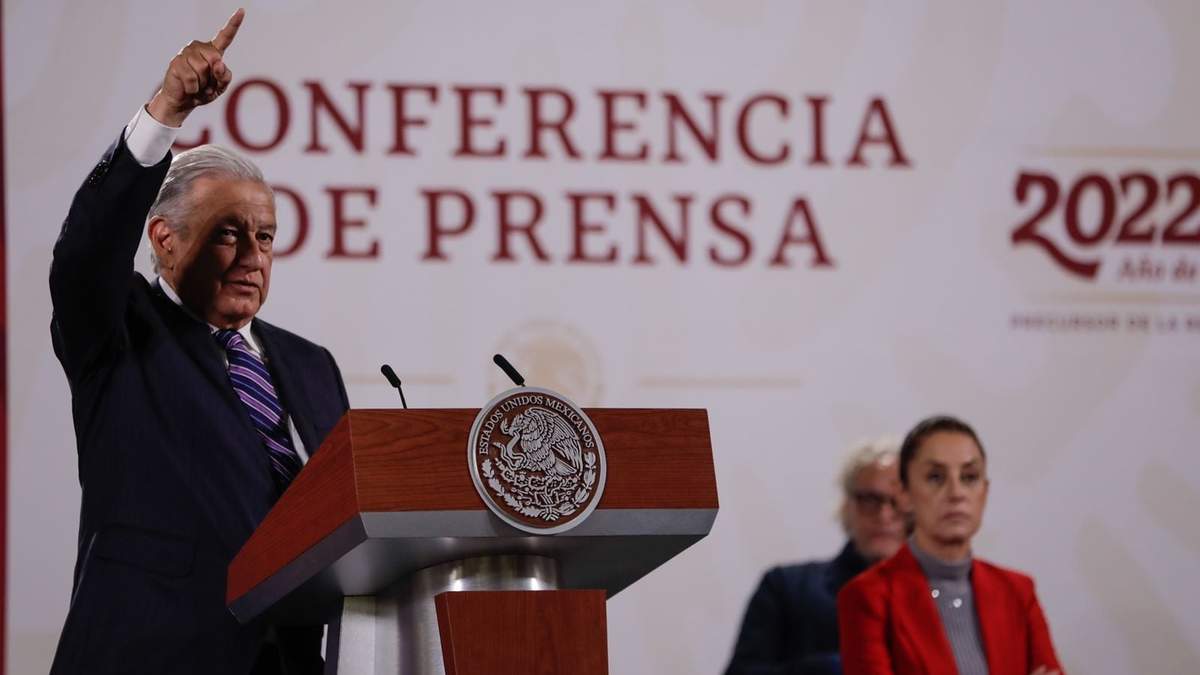López Obrador se mantiene como el segundo de 13 mandatarios mejor evaluados