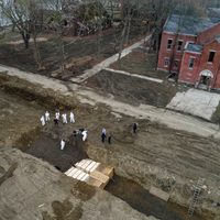 Van 181 mexicanos muertos por covid-19 en EU; 149 en NY