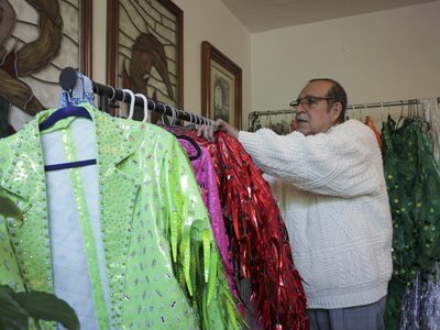 Gilberto Granillo, el diseñador detrás del brillo de Juan Gabriel en Bellas Artes