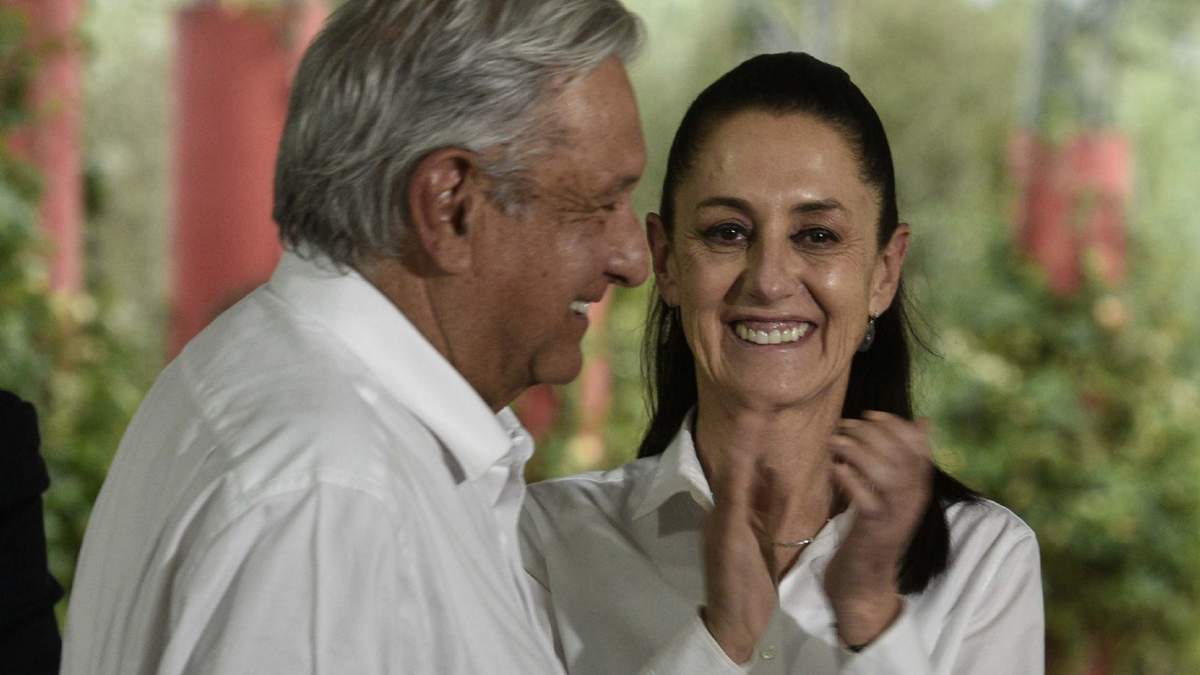 Gira por Xochimilco de López Obrador y Sheinbaum