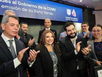 Brugada coloca Bono Verde en la Bolsa Mexicana para financiar nuevas líneas del Cablebús