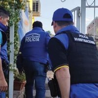 Allanaron la casa de dos personas que vendían certificados médicos truchos