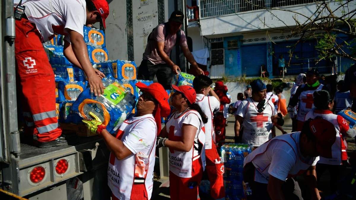 La Cruz Roja llega a Acapulco con ayuda humanitaria