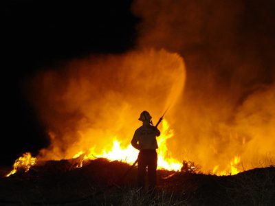 Incendio sin control: El Bolsón lleva dos días bajo el poder de las llamas