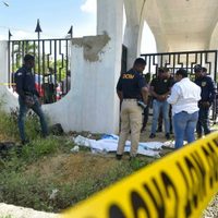 Hallan seis cuerpos de recién nacidos en la entrada de un cementerio de Santo Domingo