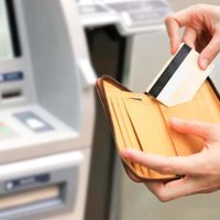 IFE: quiénes recibirán este martes el bono por $10.000 que paga la ANSES