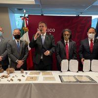 México recupera carta de Hernán Cortés y otros documentos históricos en EU: SRE