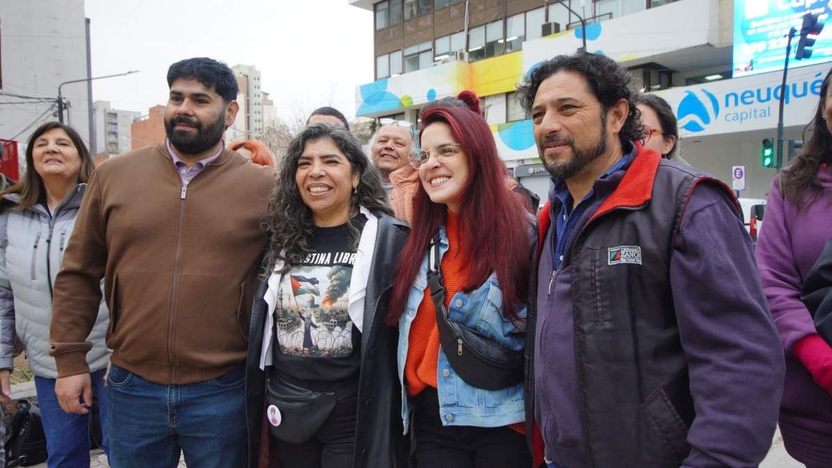 El Frente de Izquierda Unidad de Neuquén presentó su lista de candidatos para las elecciones legislativas de octubre. Fuente: (Emiliano Ortiz)