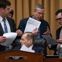 Continúa el jaloneo por el informe Mueller; Comité Judicial acusa de desacato al procurador de EU
