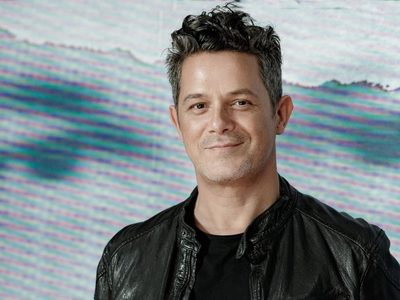 La hermosa hija de Alejandro Sanz comenzó su carrera en el modelaje: así reaccionó papá