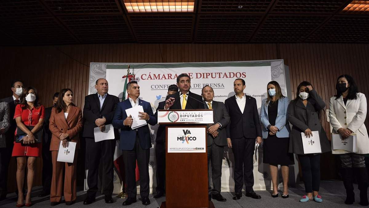 Conferencia de Va por México