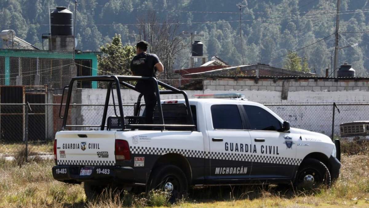 Policías de Michoacán